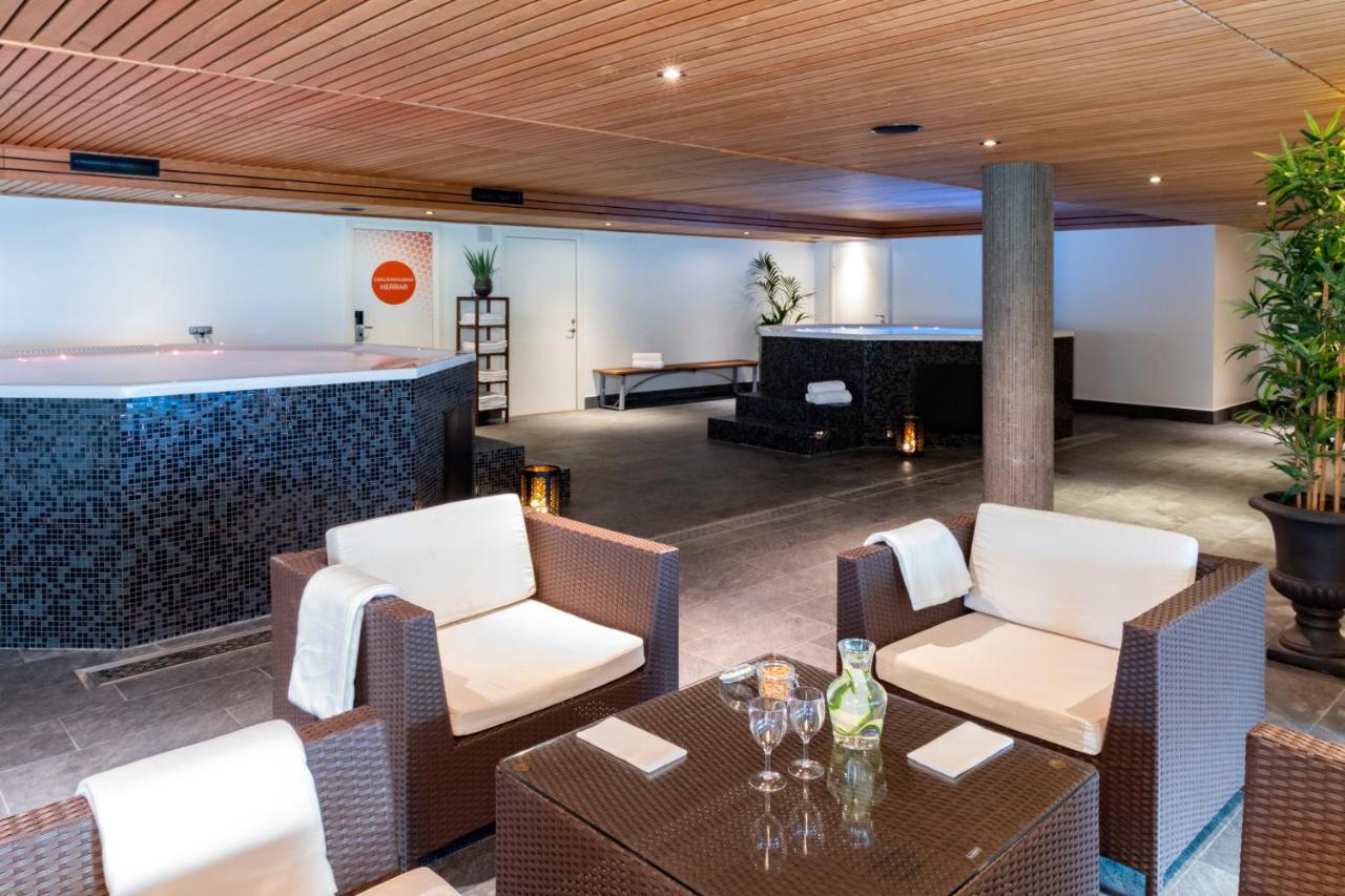 First Hotel Lindoe Park Vallentuna Exterior foto