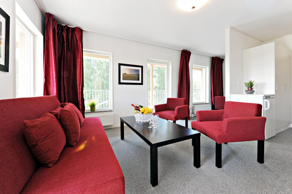 First Hotel Lindoe Park Vallentuna Cameră foto