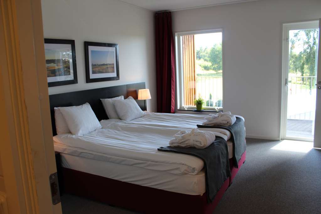 First Hotel Lindoe Park Vallentuna Cameră foto